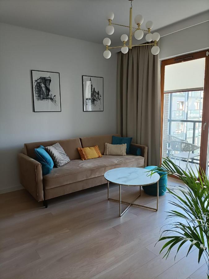 Apartament Zajezdnia Apartment กดัญสก์ ภายนอก รูปภาพ